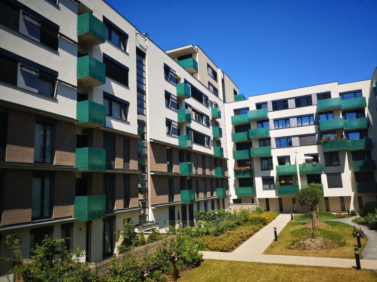 Nice And Refreshing Flat In Prague Exterior photo